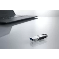 USB stick 32 GB, SANDISK Ultra Flair, USB 3.0 (SDCZ73-032G-G46)